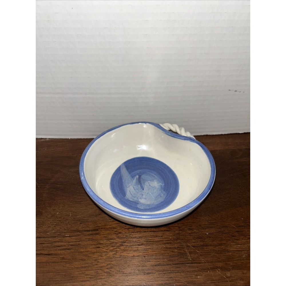 Studio Pottery Bowl Blue‎ White Twist Handle Signed Tea Bowl Handmade